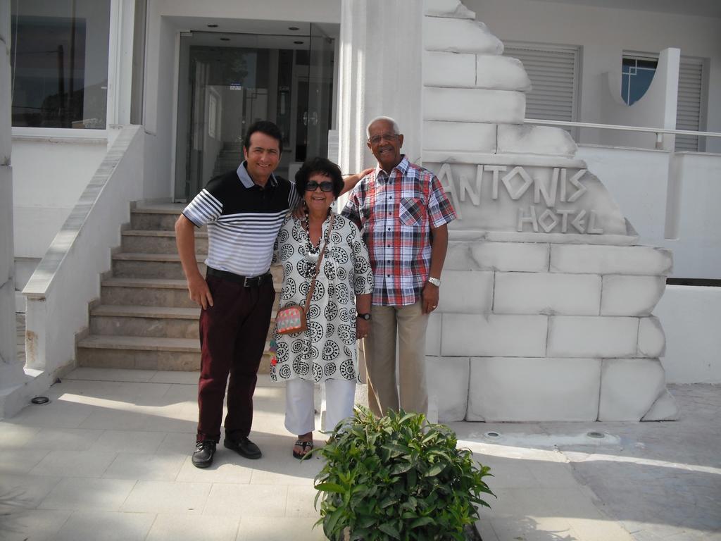 קפלוס Antonis Hotel מראה חיצוני תמונה
