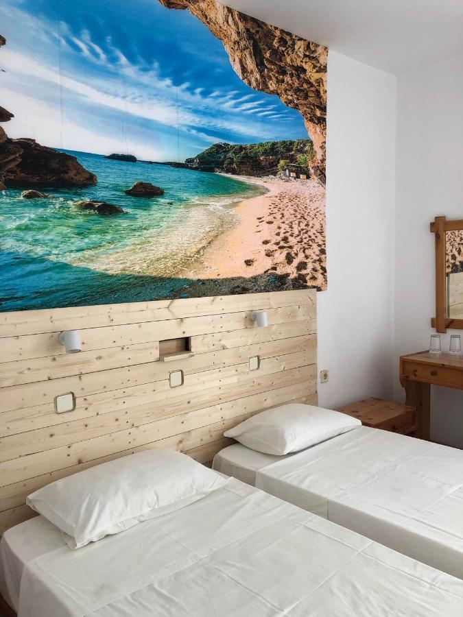 קפלוס Antonis Hotel מראה חיצוני תמונה