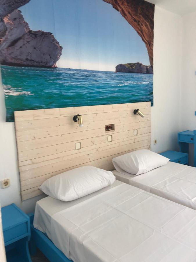 קפלוס Antonis Hotel מראה חיצוני תמונה