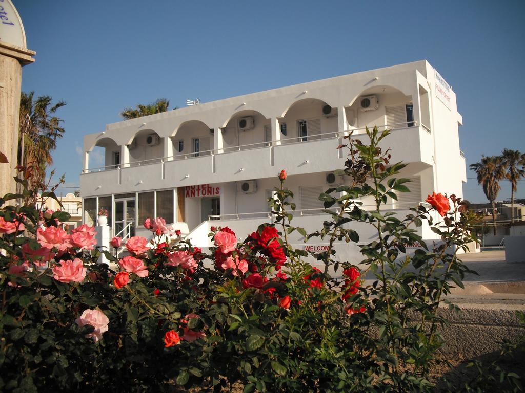 קפלוס Antonis Hotel מראה חיצוני תמונה