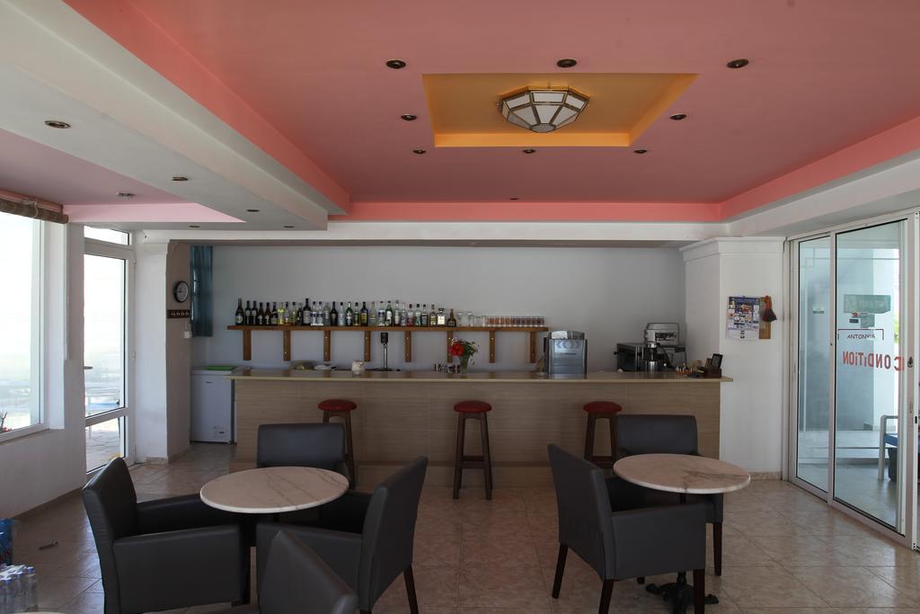 קפלוס Antonis Hotel מראה חיצוני תמונה