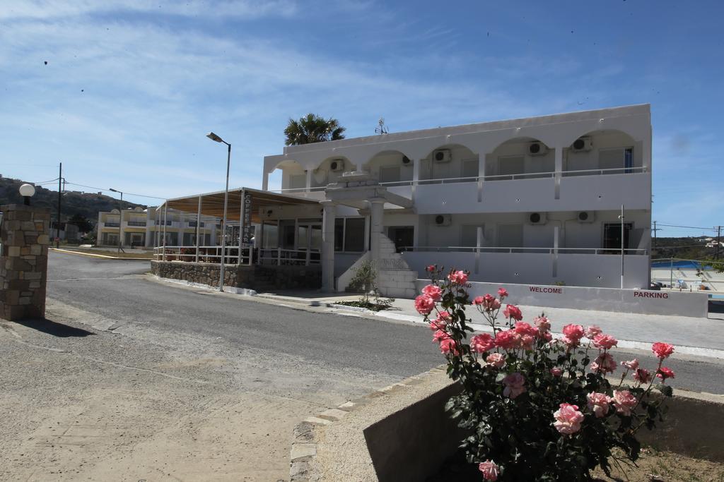 קפלוס Antonis Hotel מראה חיצוני תמונה
