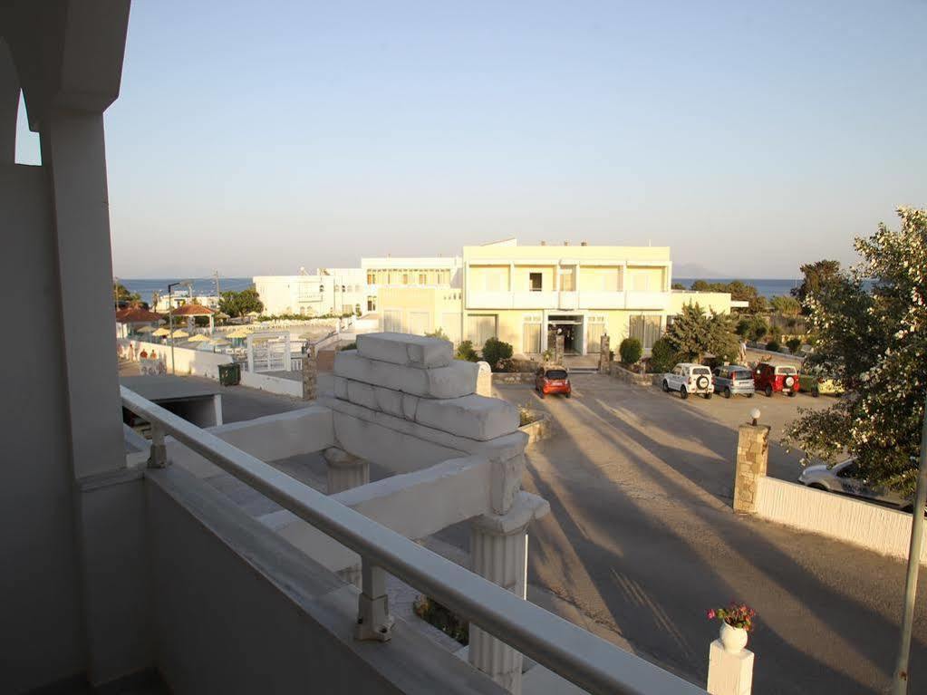 קפלוס Antonis Hotel מראה חיצוני תמונה
